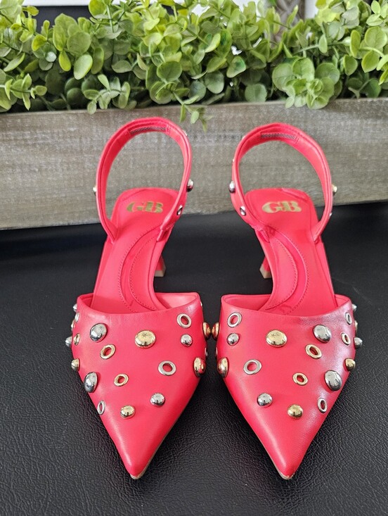Gianni Bini Shoes - Gianni Bini Red Pointed Slingback Kitten Heels w/Metal Studs Women's Sz 8 & 9.5